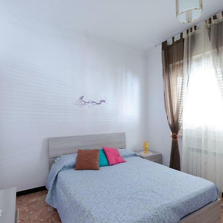 Apartamento House Henry Vado Ligure Exterior foto